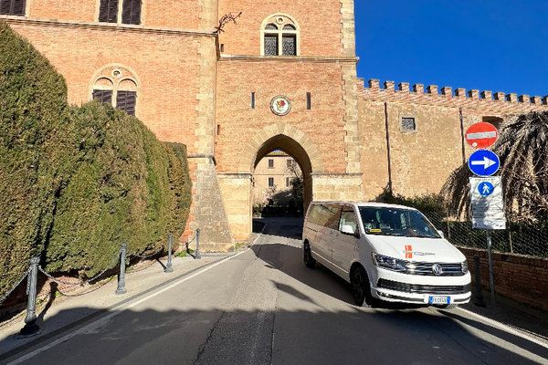 © 2024 TaxiTop
